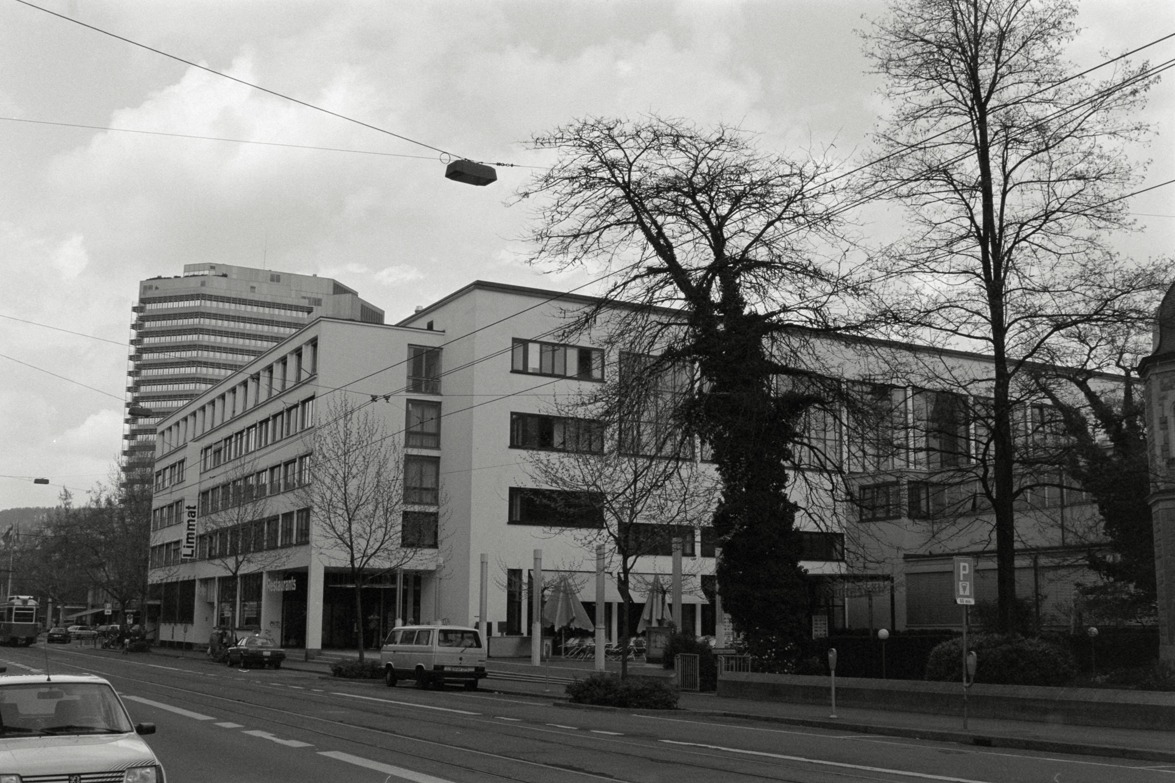 AHP F1992 04 002 sc250507 img22 NLP